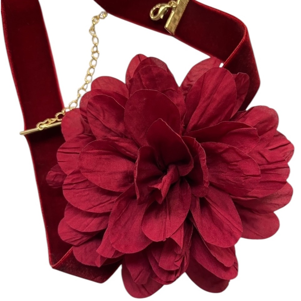 Free People Melody  Flower Choker Burgundy, Velvet with clasp OS, necklace - Picture 4 of 8